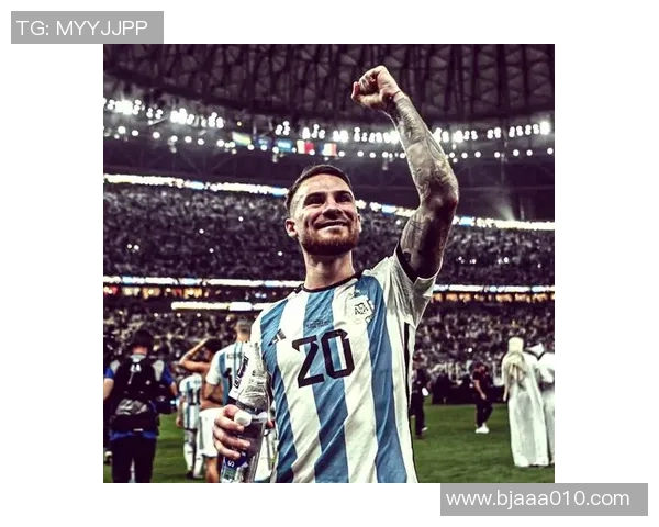 球星足球精彩瞬间集锦，技术突破与绝妙进球完美呈现